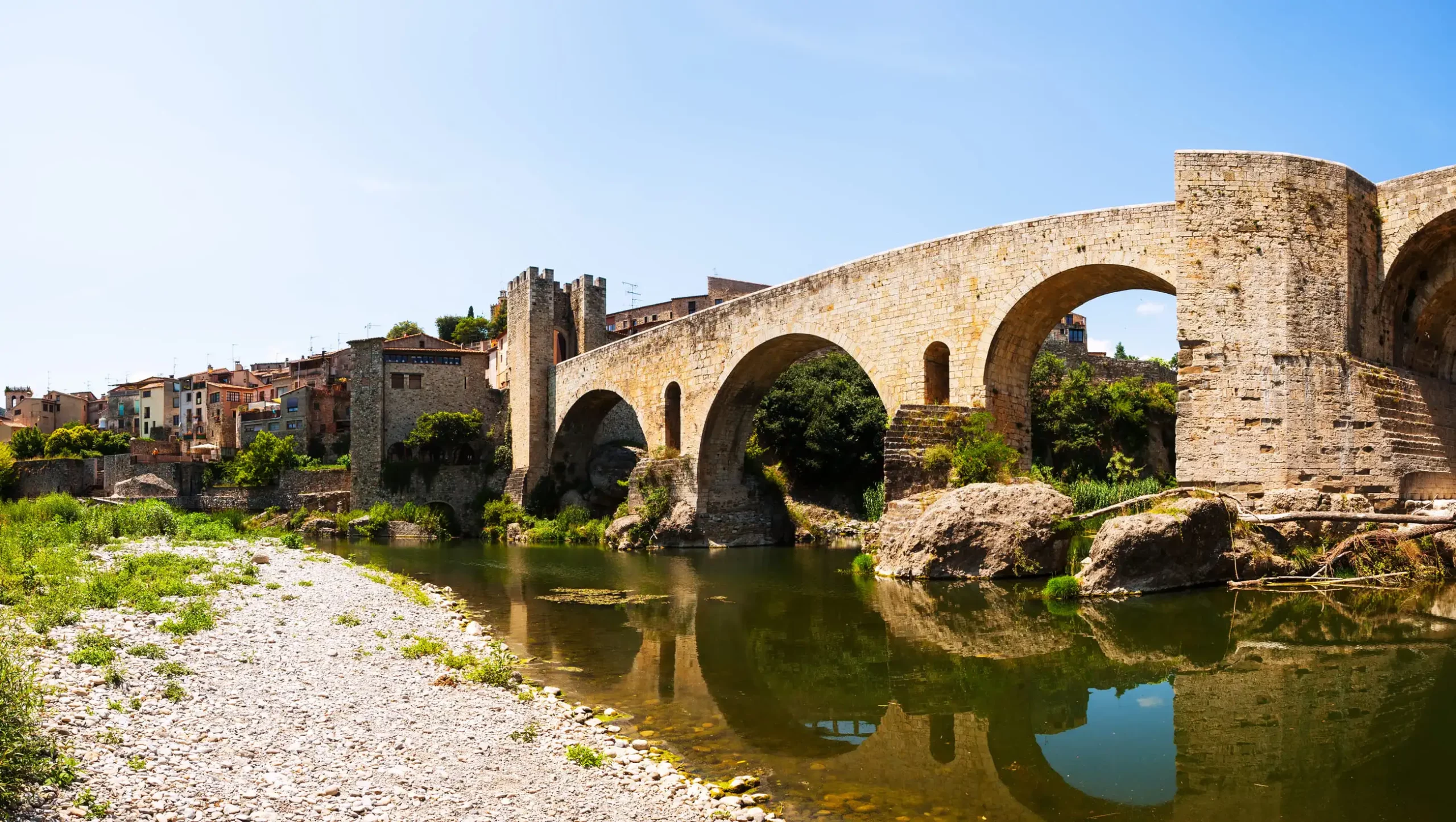 Pont proche de la ville de Narbonne - transporteur Narbonne